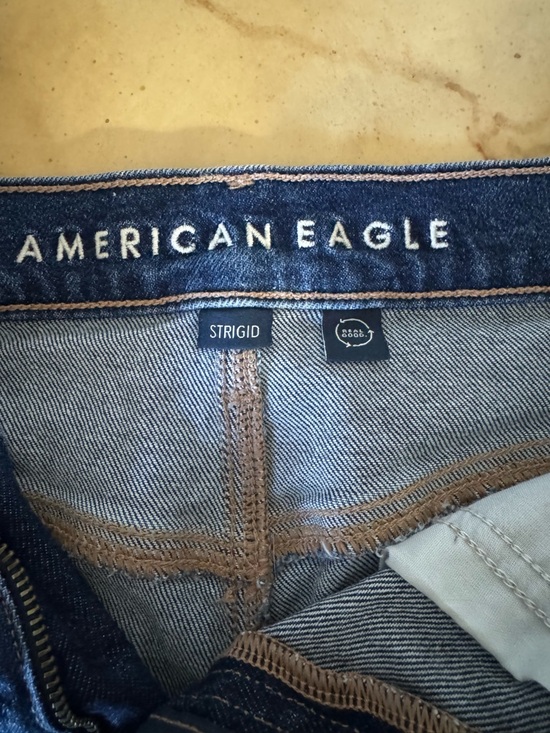 American Eagle STRIGID Shorts Size 2 - Picture 3 of 4